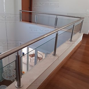 Guarda-corpo tubular com perfil U